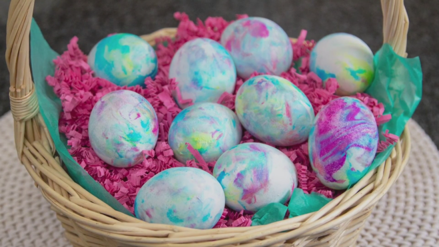 Eggs dye