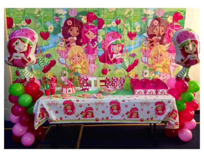 Decoration strawberry shortcake birthday theme